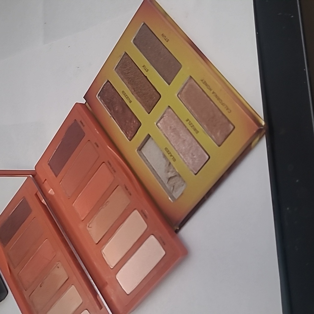 2 urban decay warm eyeshadow  palettes